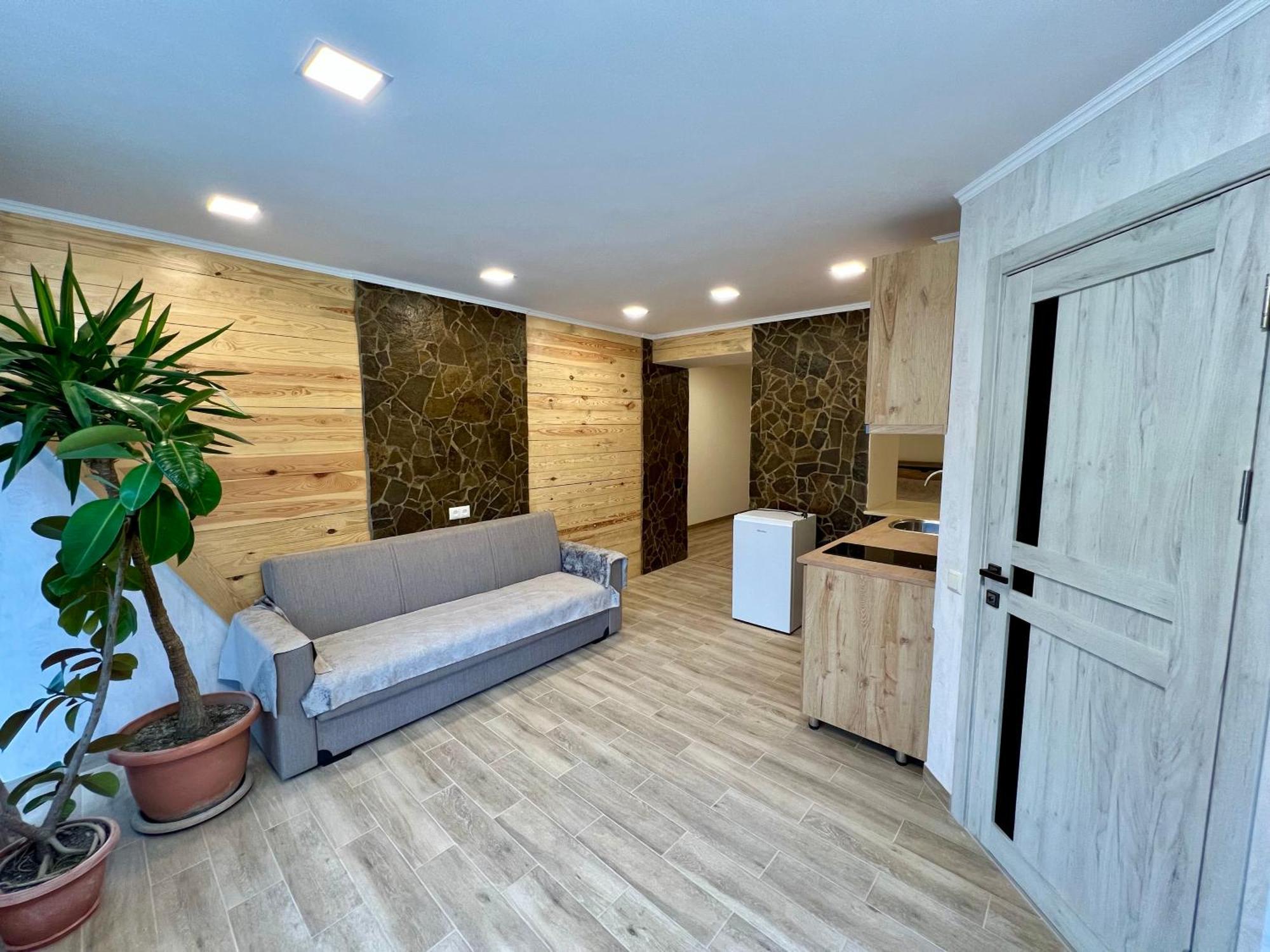 Green Park Guest House Дилижан Экстерьер фото
